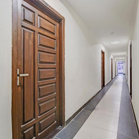 Collection O Galaxy Suites Hyderabad Ngoại thất bức ảnh
