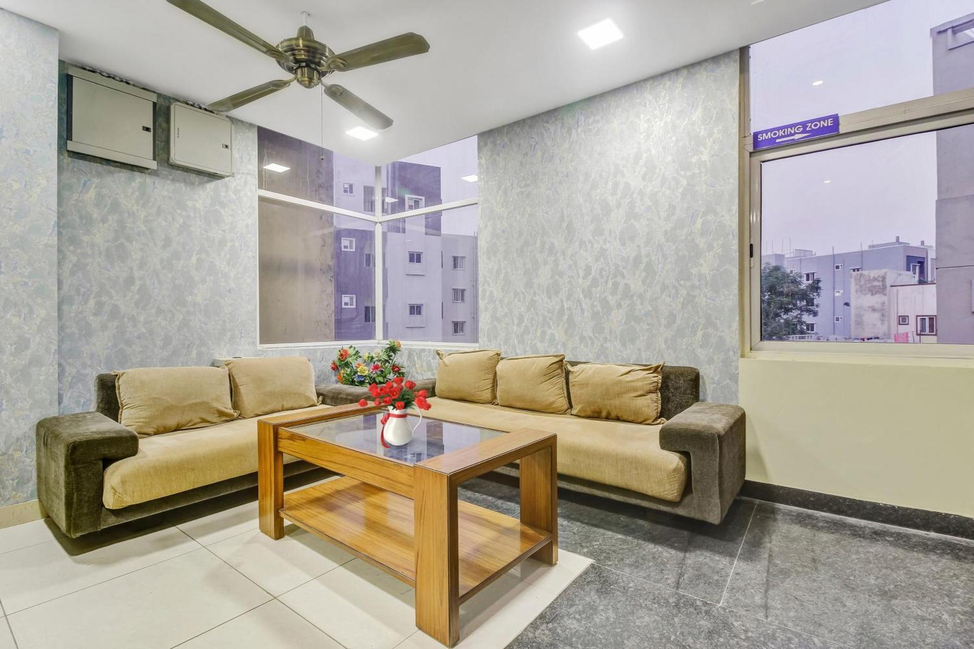 Collection O Galaxy Suites Hyderabad Ngoại thất bức ảnh