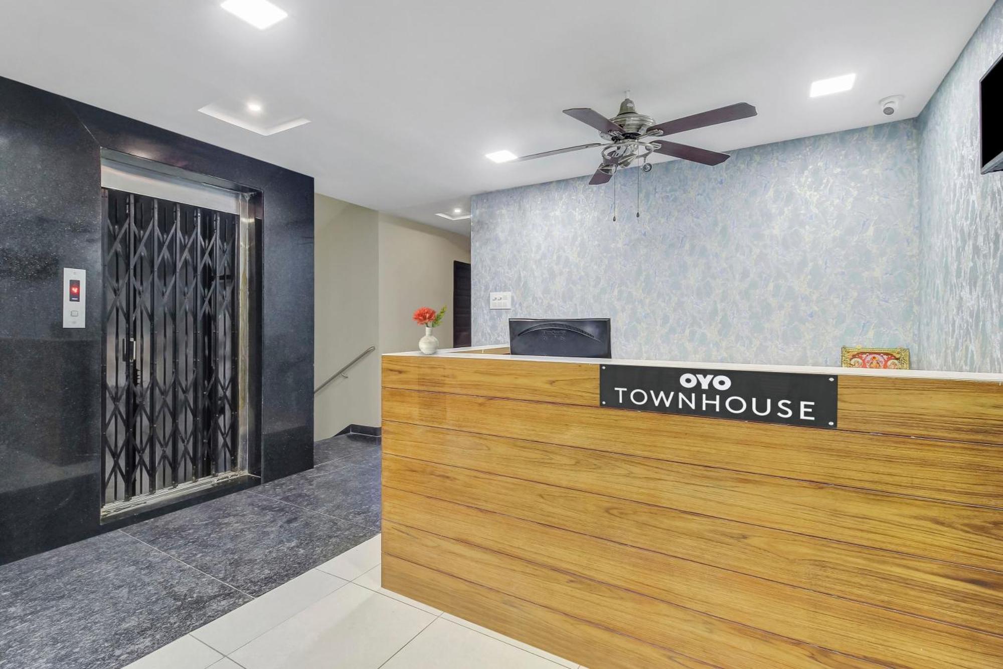 Collection O Galaxy Suites Hyderabad Ngoại thất bức ảnh